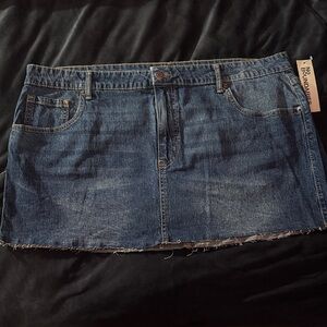 No Boundaries Dark Blue Mini Skirt Women’s Juniors XXL Plus Size Mini Denim